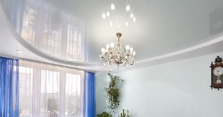 Глянцевый потолок Краснокаменск, цена от 4521 руб.